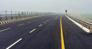 Yamuna Expressway conforms to IIT Delhi's road safety recommendations